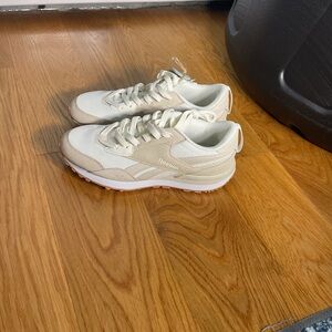 Reebok Women's Beige Sneakers